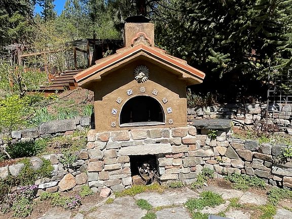 5th image of 4624 Aspen Dr
