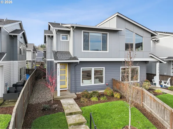 11473 SE Pleasant Valley Pkwy, Happy Valley, OR 97086