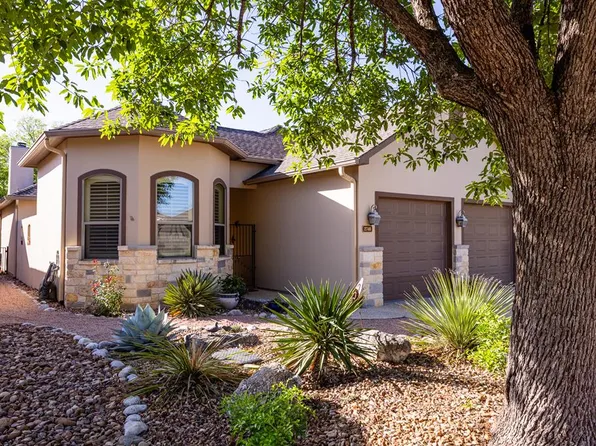 2740 Indian Wells Dr, Kerrville, TX 78028