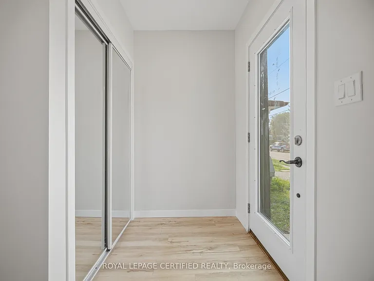 5759 Robinson St — Photo 2