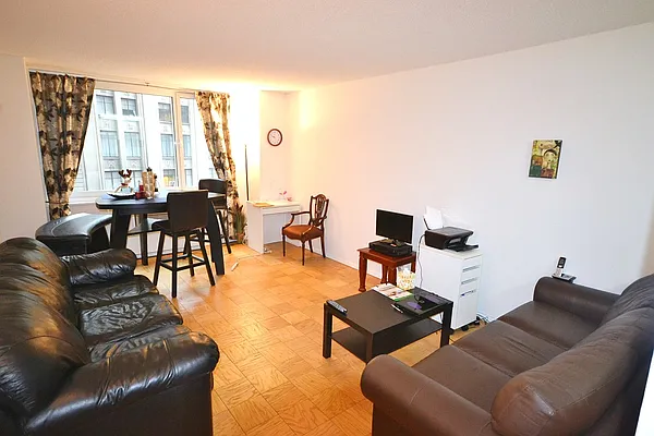 Rented by Bold New York | media 26