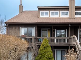 5 Ships View Ter, Bourne, MA 02532