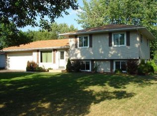 16330 Flagstaff Ave, Rosemount, MN 55068