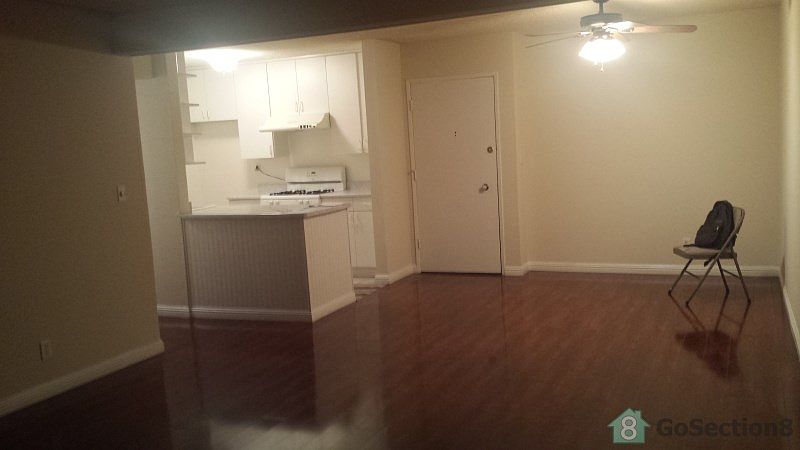 1st image of 18620 Hatteras St Unit 121