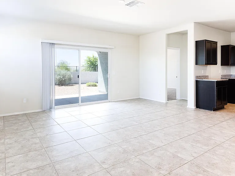 1075 W Avalon Canyon Dr — Photo 6