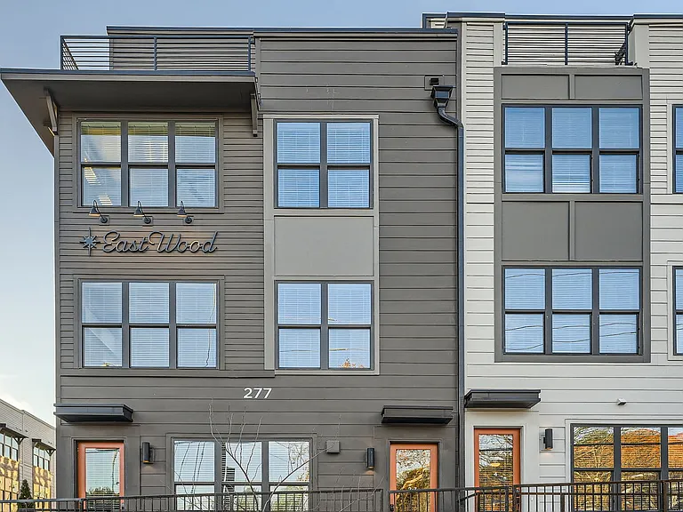 EastWood Townhomes — Photo 27