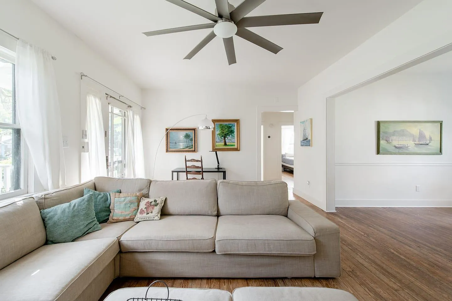 302 N Peninsula Avenue — Photo 4