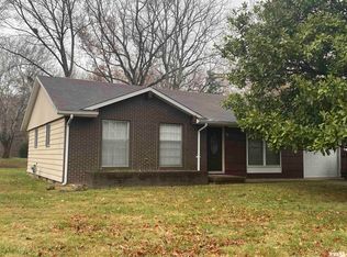 1229 N 16th St, Murphysboro, IL 62966