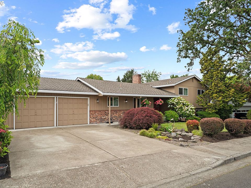 1st image of 6595 SW 207th Ave
