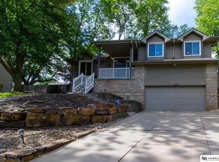 4327 Jerry Gilbert Cir, Bellevue, NE 68123