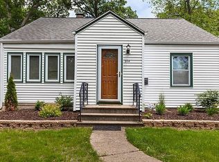 2114 Caton Rd, Ottawa, IL 61350