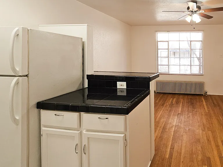 Unit B - Kitchen