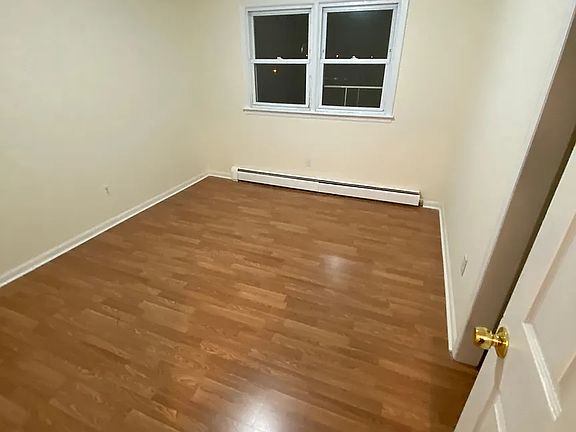 4th image of 6 E View Ct Floor 2