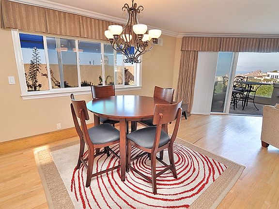 5th image of 232 26th St #1