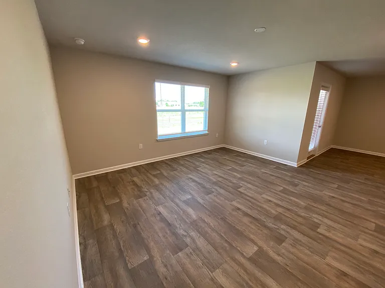 8018 Irwin Loop — Photo 14