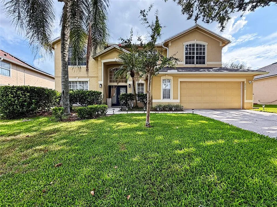 8040 Solitaire Ct