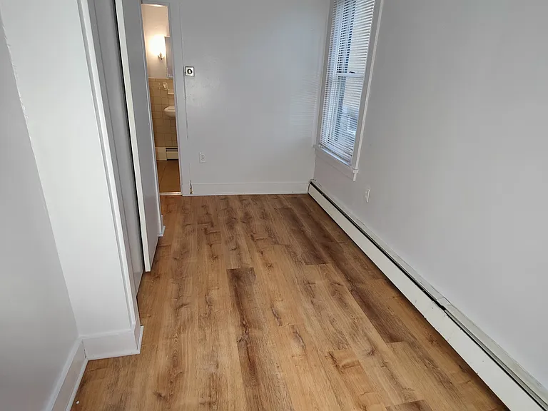 60-62 N Harrison Ave #62 — Photo 5