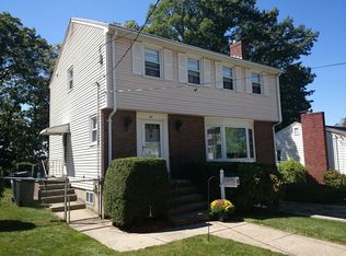 52 Sunset Hill Rd, West Roxbury, MA 02132
