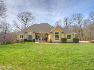 3 Ridgewood Ct, Joplin, MO 64804