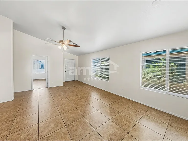 15872 W Adams St — Photo 8