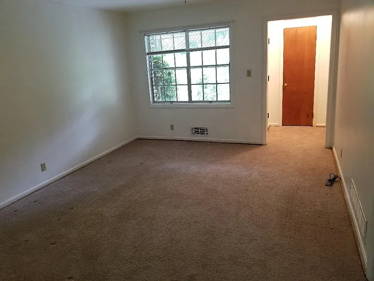 1366 Willivee Dr — Photo 12