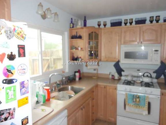 5th image of 4105 Woodgreen Dr