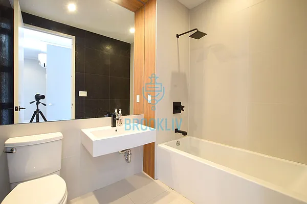 Rented by null | media 75