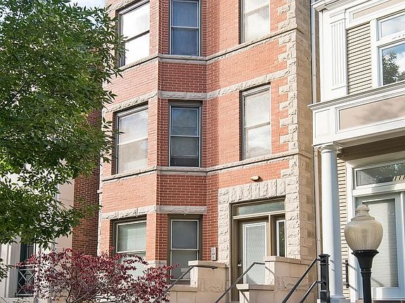 2nd image of 1118 W Wrightwood Ave #3