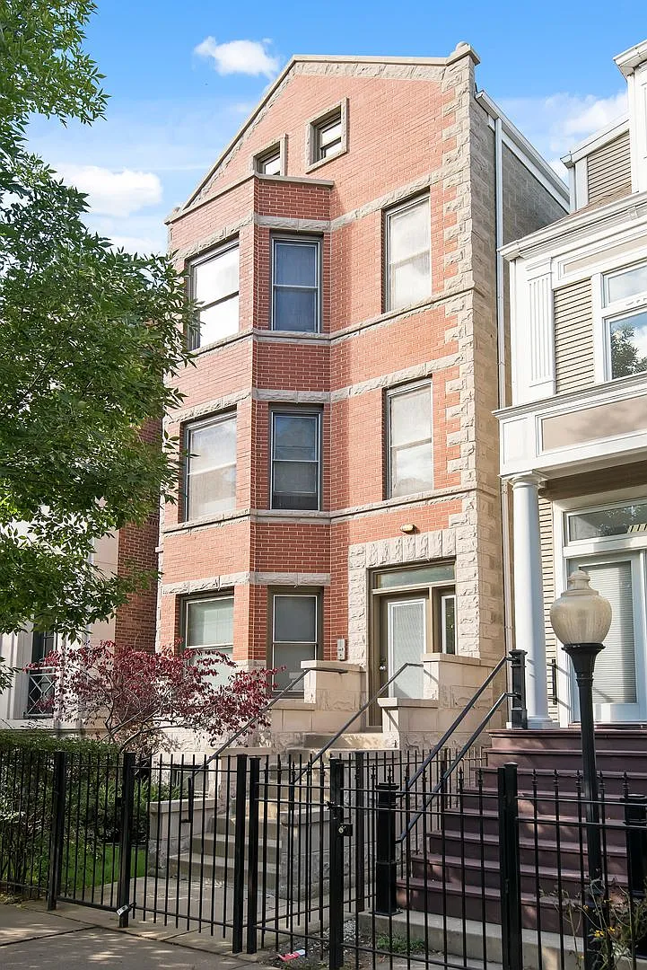 Building Photo - 1118 W Wrightwood Ave #3