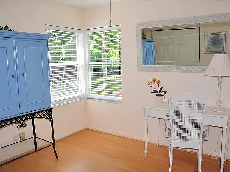 13210 Temple Blvd — Photo 25