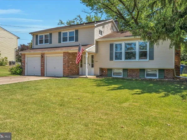 1105 Hudson Ave, Voorhees, NJ 08043