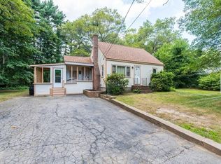 464 School St, Marshfield, MA 02050