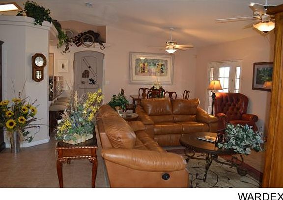3rd image of 2055 E Desert Palms Dr