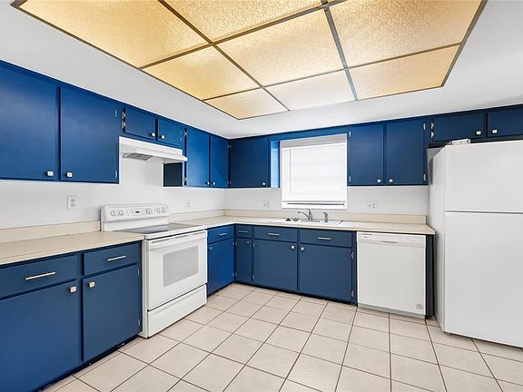 2nd image of 5060 Andrea Blvd