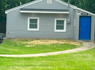 2202 Huntington Ave, Saint Louis, MO 63114