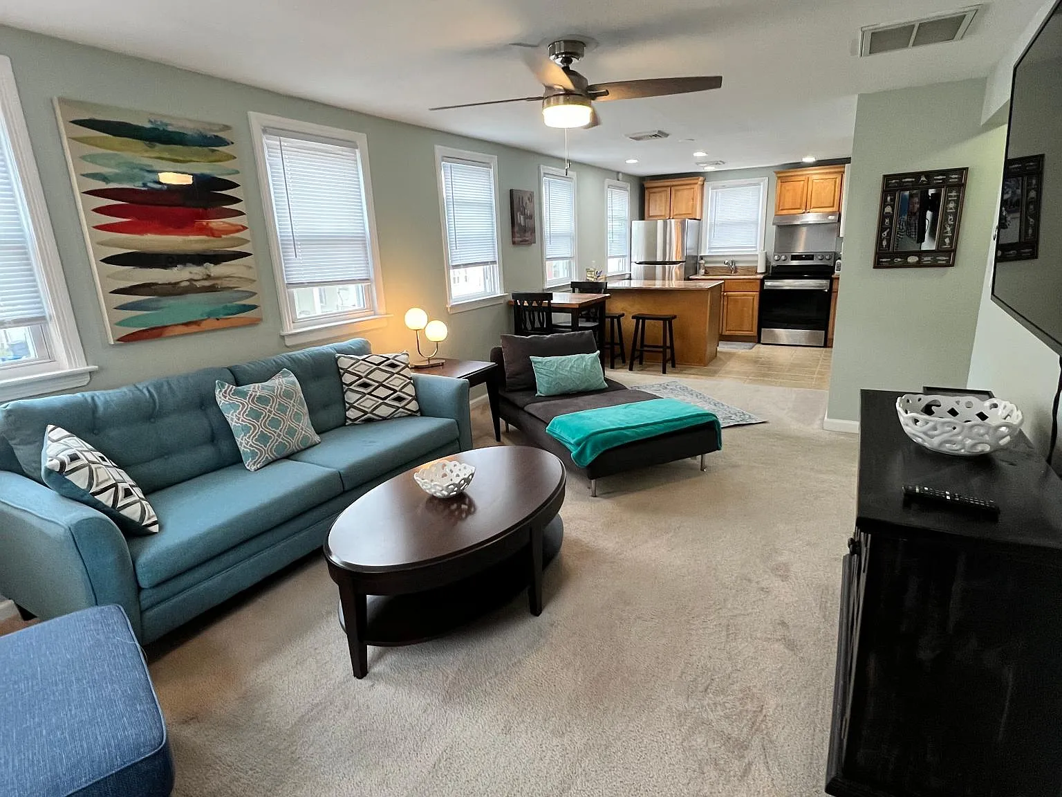 2 bed, $1,350 — Photo 1