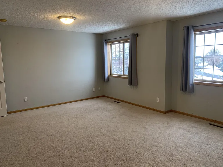 860 Independence Dr #1 — Photo 8