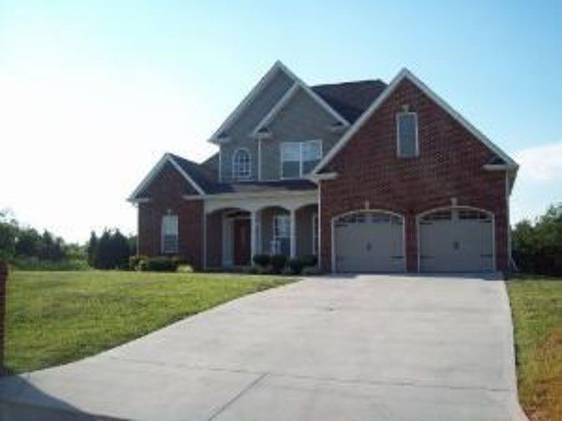1st image of 8027 Stone Hollow Dr