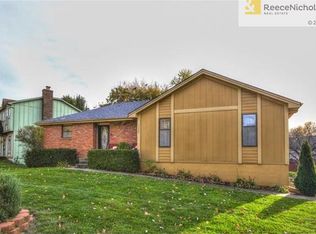 15200 W 152nd Cir, Olathe, KS 66062