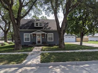 200 S Pine St, Inman, KS 67546