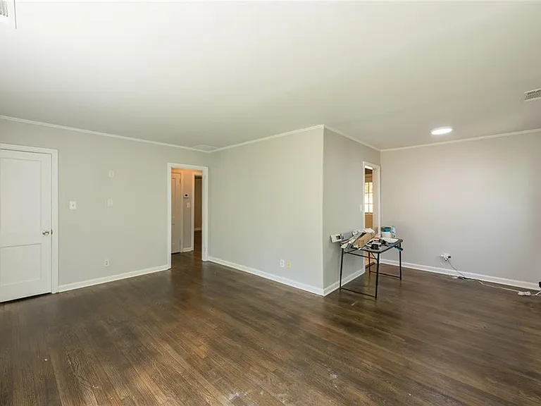 1295 Westmont Rd SW — Photo 5