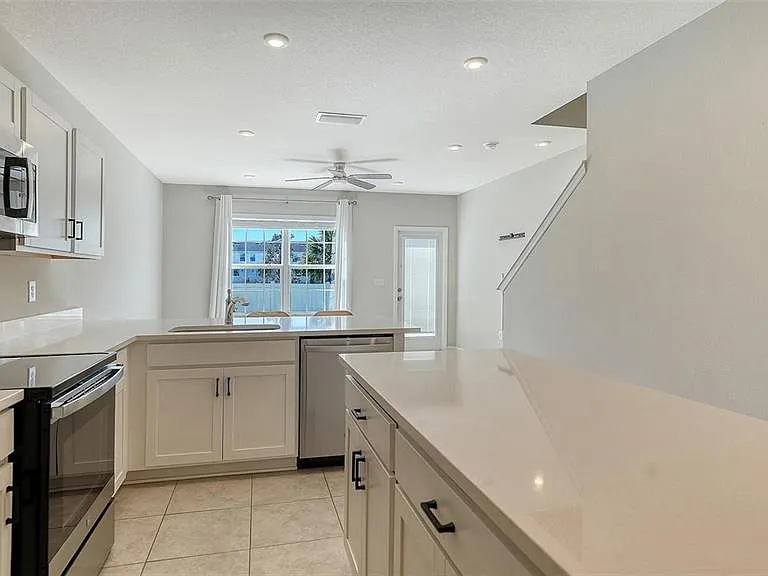 14244 Crimson Ave — Photo 11