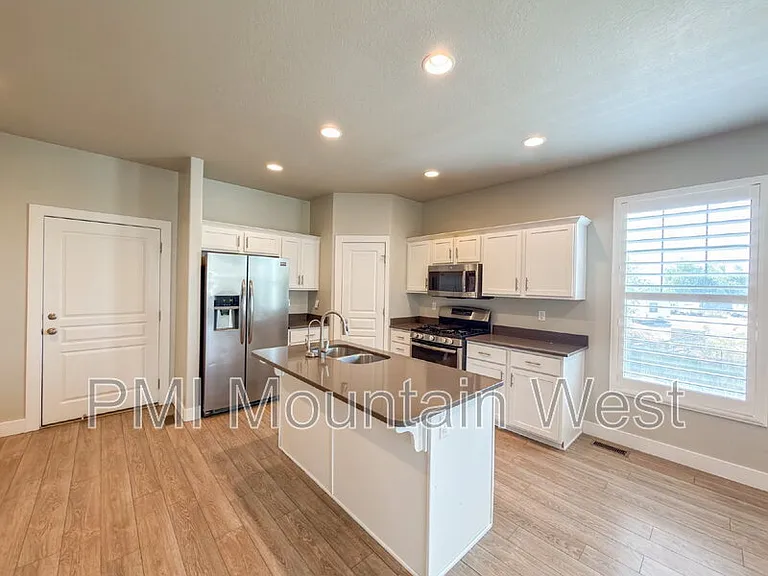 1424 S Mountain View Ct — Photo 9