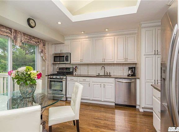 3rd image of 16 Stell Ln