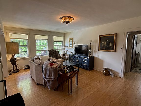 4th image of 5929 W Washington Blvd #25