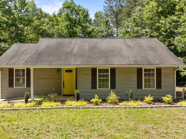 428 Long Branch Dr, La Crosse, VA 23950