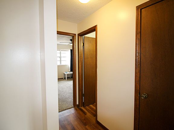 4th image of 122 W Atchison St APT C