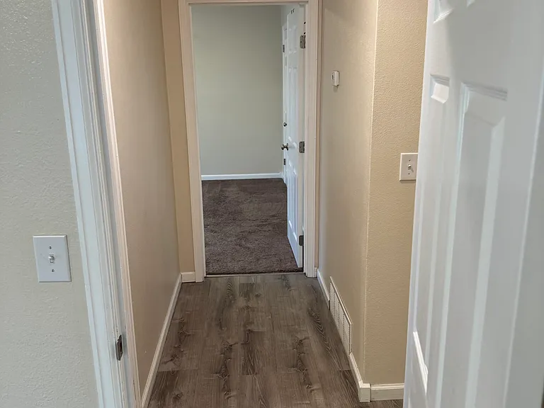 2900 Concord St #205 — Photo 9
