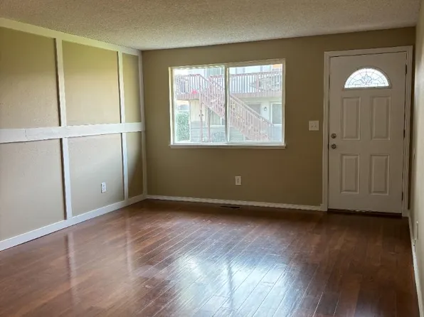 1005 S 42nd Ave #B, Yakima, WA 98908