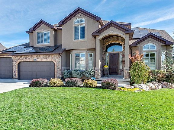 2nd image of 10369 S Weeping Birch Pl